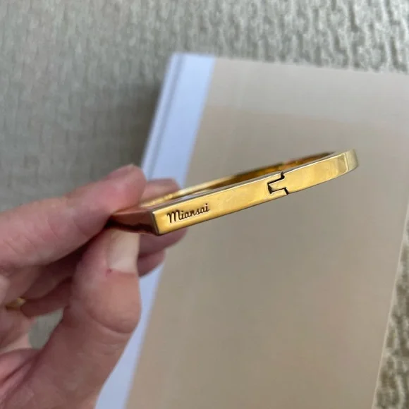 Miansai Screw Cuff Minimalist Bracelet Gold Vermeil - Picture 5 of 5